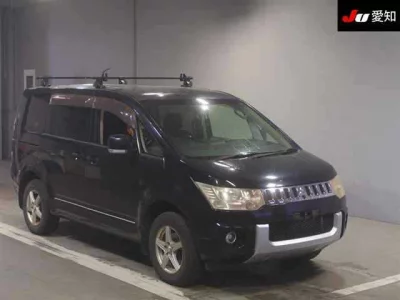 Mitsubishi DELICA D5