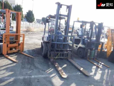 KOMATSU FORKLIFT