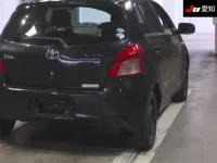 Toyota VITZ лот № 30666 оценка R  с аукциона в Японии 7