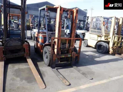 KOMATSU FORKLIFT