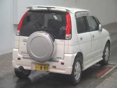 Daihatsu TERIOS KID