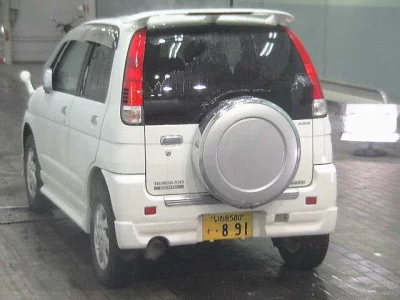 Daihatsu TERIOS KID