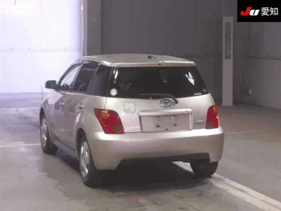 Toyota IST