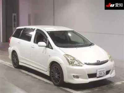 Toyota WISH  с аукциона в Японии
