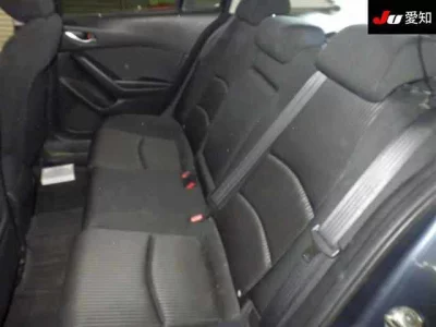 Mazda AXELA  с аукциона в Японии