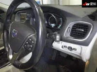 Volvo V40 лот № 30743 оценка 3.5  с аукциона в Японии 4