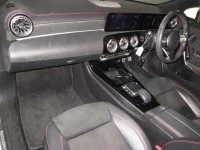 Mercedes-Benz CLA CLASS лот № 156 оценка 4  с аукциона в Японии 2