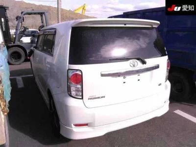 Toyota COROLLA RUMION