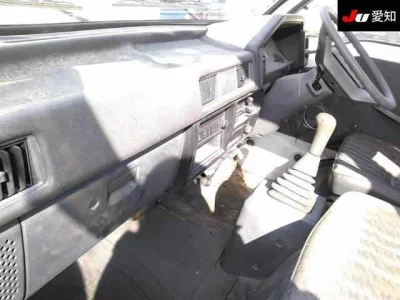 Mitsubishi DELICA TRUCK