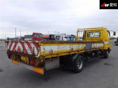 Mitsubishi FUSO FIGHTER