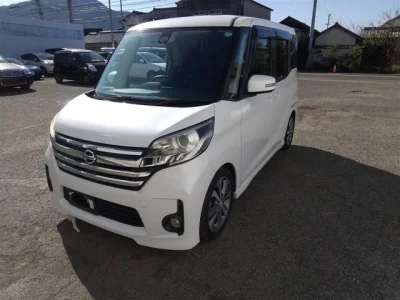 Nissan DAYZ ROOX  с аукциона в Японии