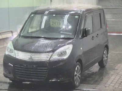 Mitsubishi DELICA D2