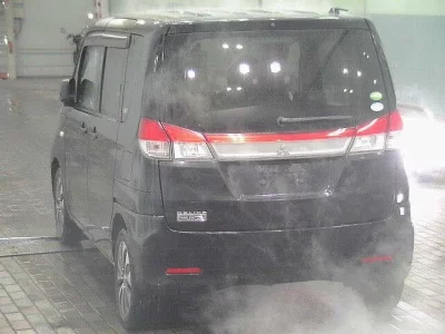 Mitsubishi DELICA D2
