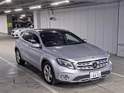 Mercedes-Benz GLA CLASS