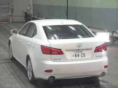 Lexus IS