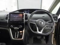 Nissan SERENA лот № 15 оценка 4  с аукциона в Японии 4