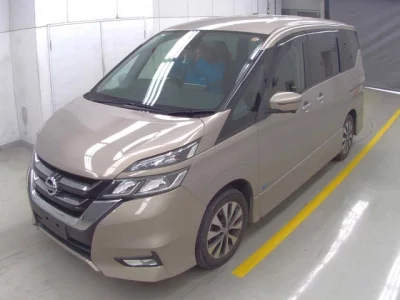 Nissan SERENA  с аукциона в Японии
