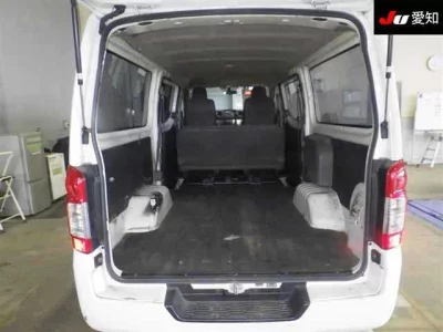 Nissan CARAVAN VAN