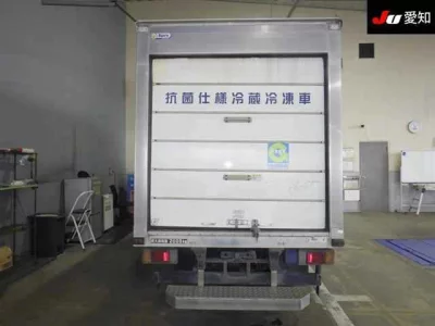 Isuzu TRUCK  с аукциона в Японии