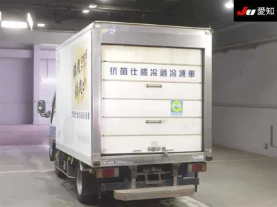 Isuzu TRUCK  с аукциона в Японии