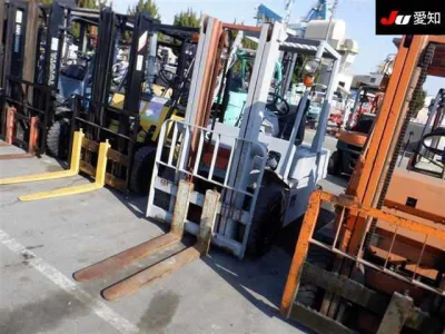 Nissan FORKLIFT