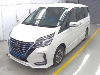 Nissan SERENA  с аукциона в Японии