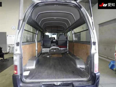 Nissan CARAVAN VAN