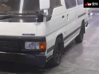 Nissan CARAVAN VAN лот № 20053 оценка 3.5  с аукциона в Японии 6