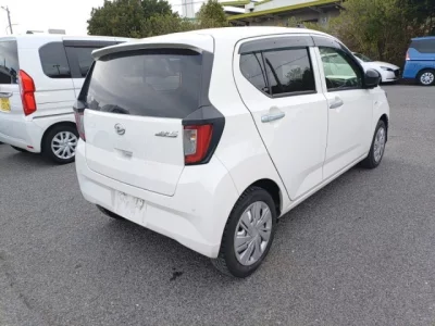 Daihatsu MIRA E S