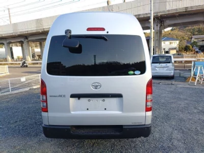 Toyota REGIUS ACE VAN