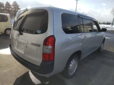 Toyota SUCCEED