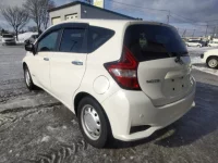 Nissan NOTE лот № 12003 оценка 4  с аукциона в Японии 4