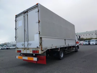 Mitsubishi FUSO FIGHTER