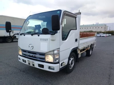 Mazda TITAN  с аукциона в Японии