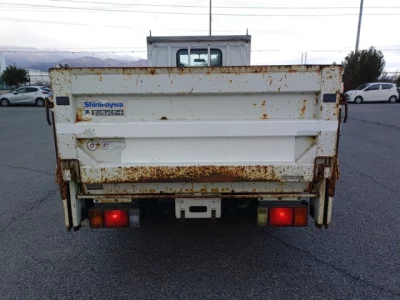 Mazda TITAN  с аукциона в Японии