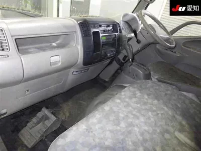 Hino DUTRO  с аукциона в Японии