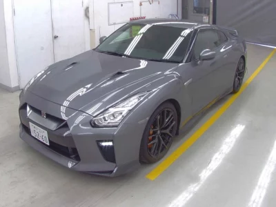 Nissan GT-R