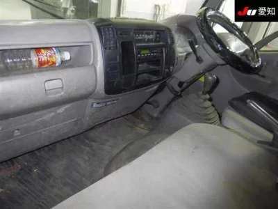 Hino DUTRO  с аукциона в Японии