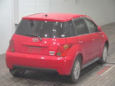 Toyota IST