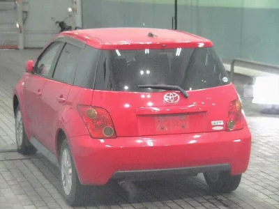 Toyota IST
