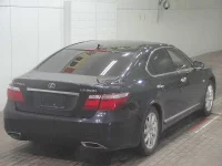 Lexus LS лот № 2605 оценка 4  с аукциона в Японии 3