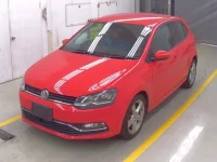 Volkswagen POLO лот № 8003 оценка 3  с аукциона в Японии 2