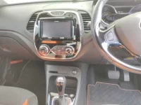 Renault Captur лот № 67 оценка 4  с аукциона в Японии 4