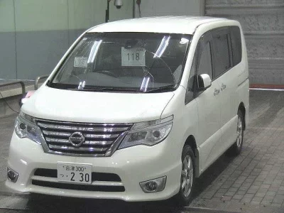 Nissan SERENA  с аукциона в Японии