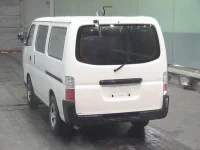 Nissan CARAVAN VAN лот № 8017 оценка 3  с аукциона в Японии 1