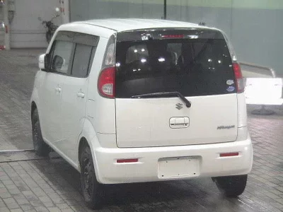 Suzuki MRWAGON