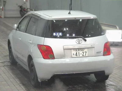 Toyota IST