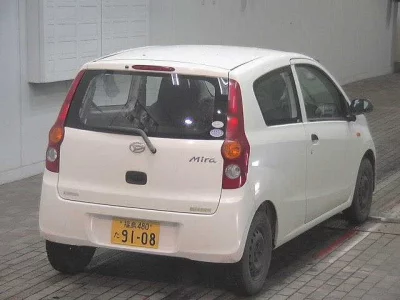 Daihatsu MIRA  с аукциона в Японии