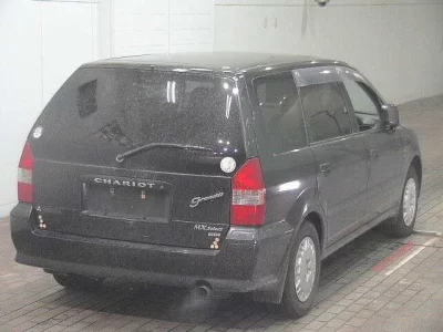 Mitsubishi CHARIOT GRANDIS
