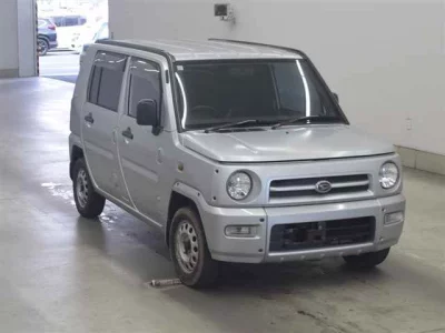 Daihatsu NAKED